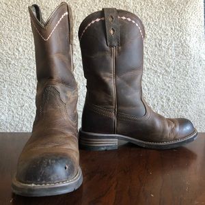 Ariat Unbridled Roper Western Boot